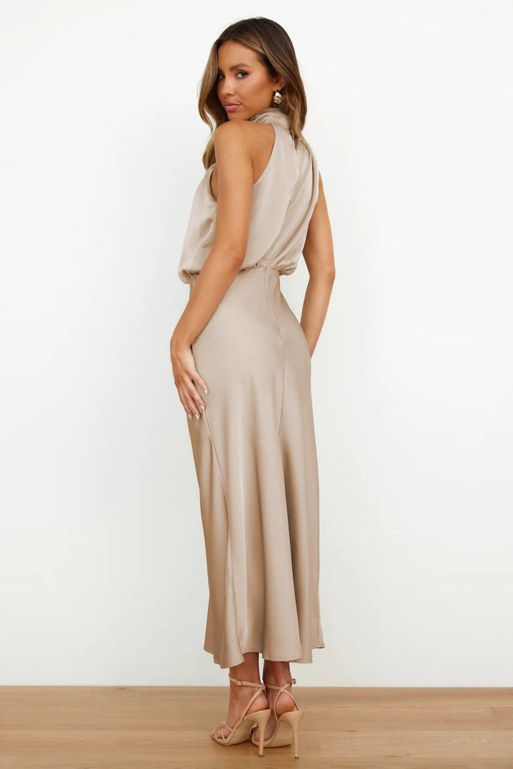 Marian | Elegant American-Neck Evening Dress